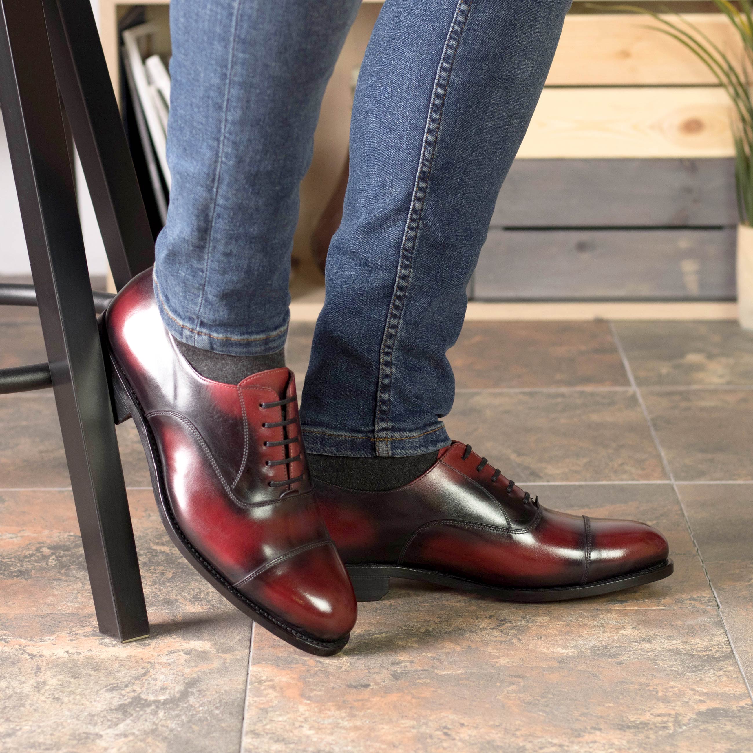 Anthony Michaels Burgundy Oxford