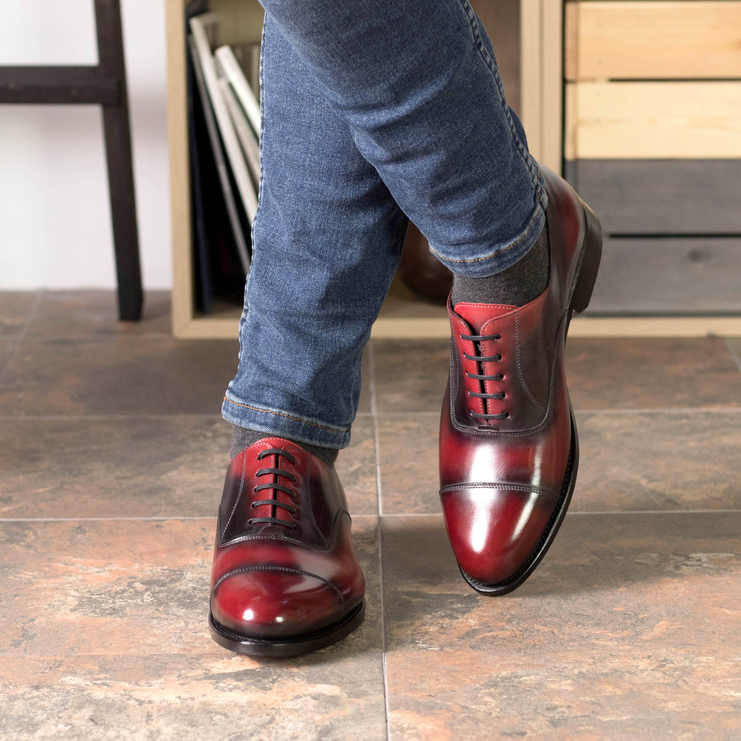 Anthony Michaels Burgundy Oxford