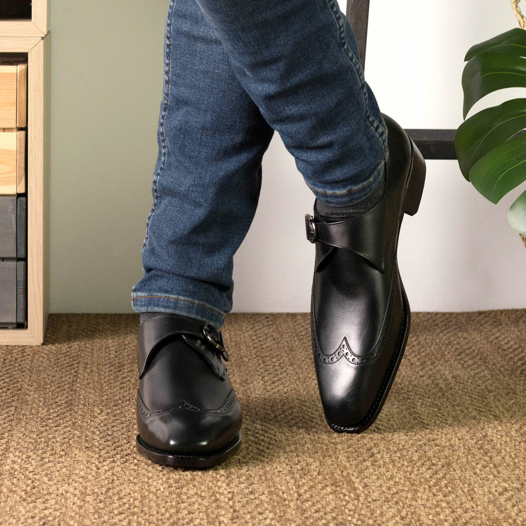 Anthony Michaels Black Single Monk